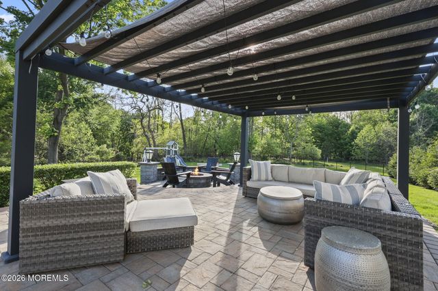 12 Captiva Lane, Marlboro, NJ 07746
