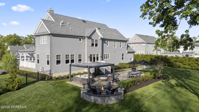 12 Captiva Lane, Marlboro, NJ 07746