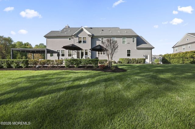 12 Captiva Lane, Marlboro, NJ 07746