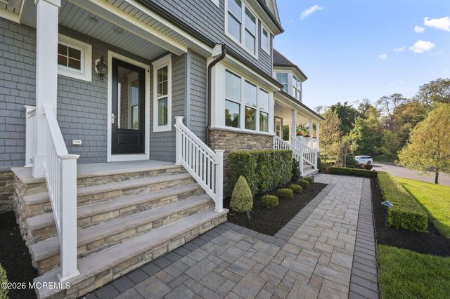 12 Captiva Lane, Marlboro, NJ 07746