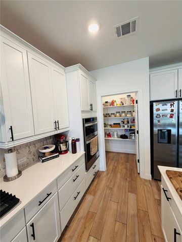 268 Fish Trap RD, Dripping Springs, TX 78620