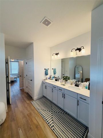 268 Fish Trap RD, Dripping Springs, TX 78620