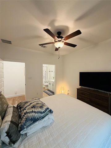 268 Fish Trap RD, Dripping Springs, TX 78620