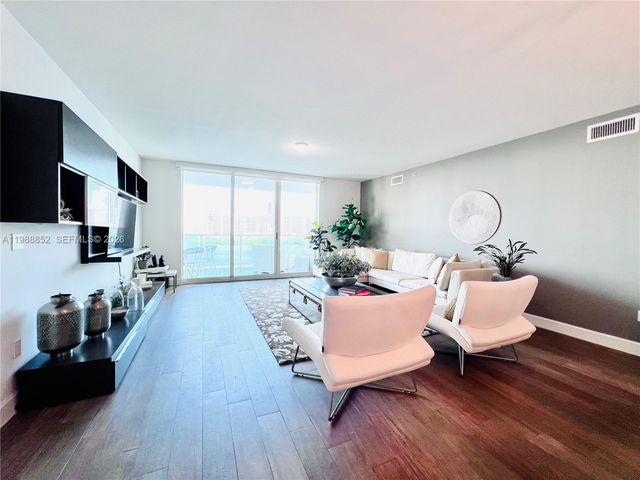3301 NE 183rd Street 905, Aventura, FL 33160