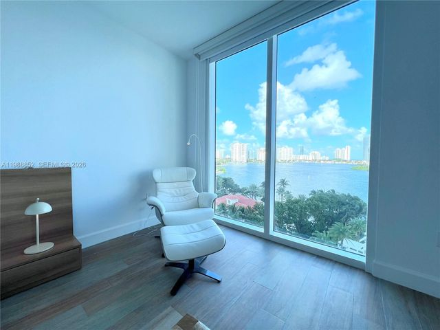 3301 NE 183rd Street 905, Aventura, FL 33160