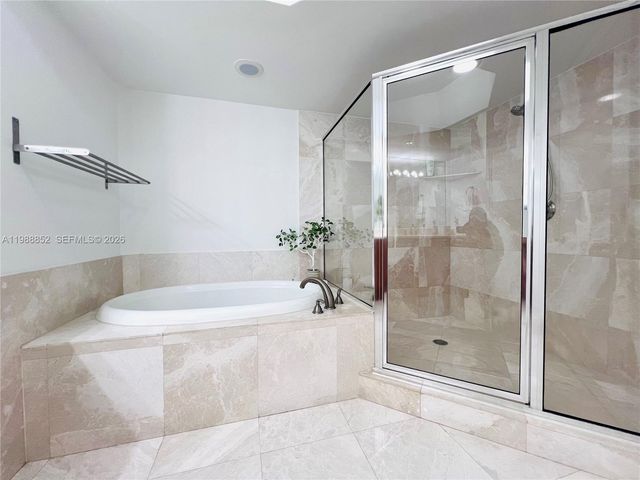 3301 NE 183rd Street 905, Aventura, FL 33160
