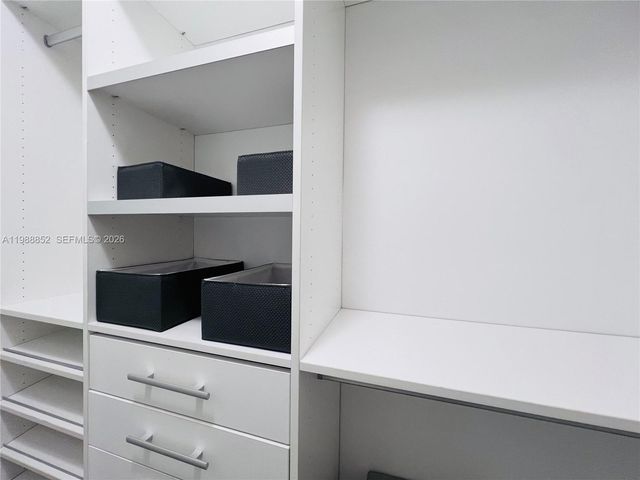 3301 NE 183rd Street 905, Aventura, FL 33160