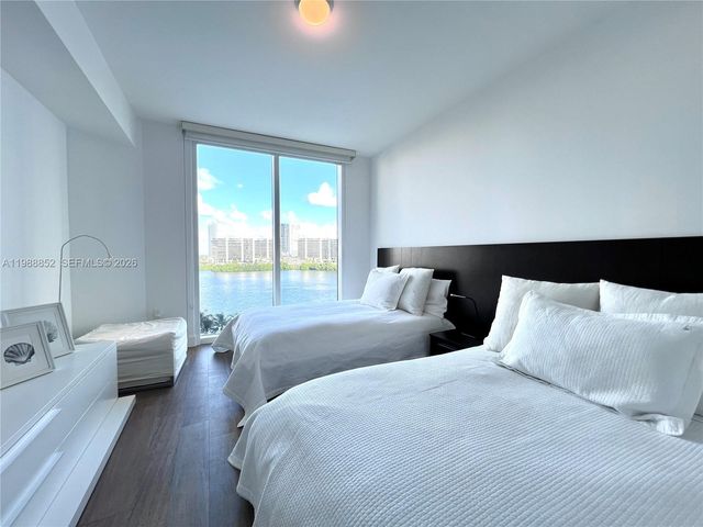 3301 NE 183rd Street 905, Aventura, FL 33160