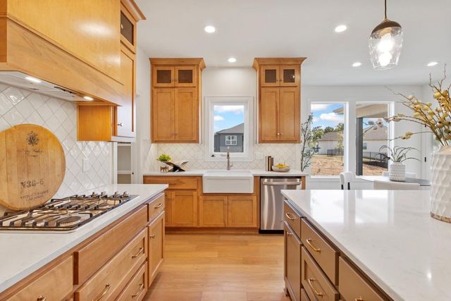 2609 NE Amanda Lane, Blue Springs, MO 64029