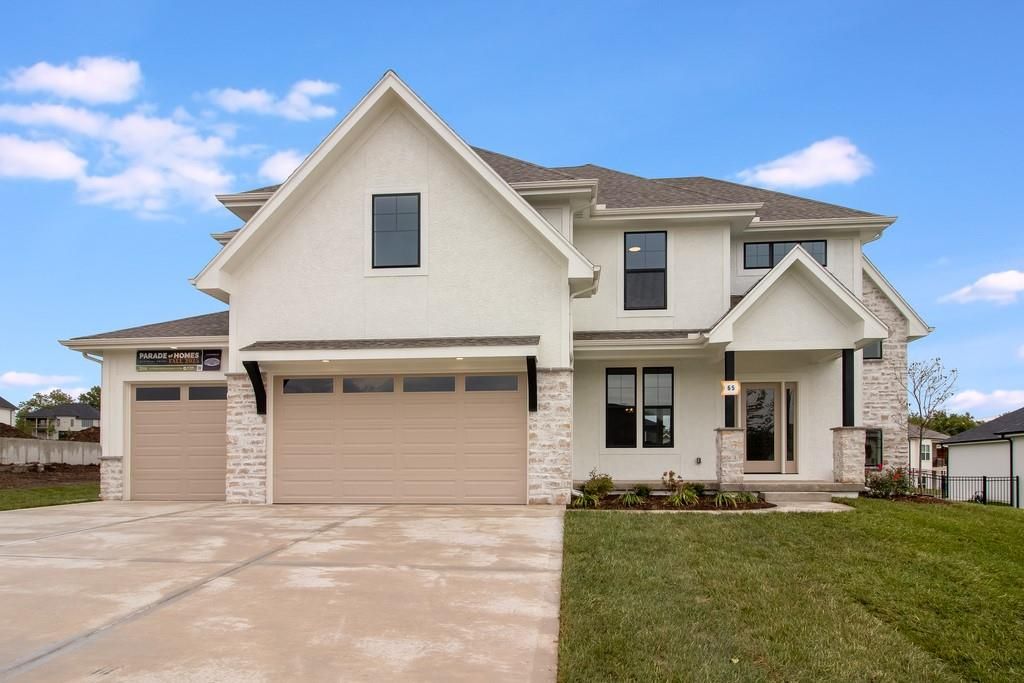 2609 NE Amanda Lane, Blue Springs, MO 64029