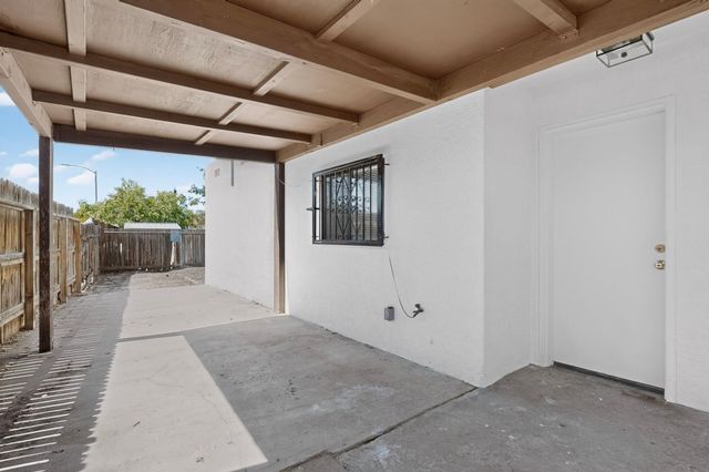 5000 Orion Avenue NW, Albuquerque, NM 87120
