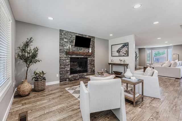 640 S Ridgemark Drive, Hollister, CA 95023