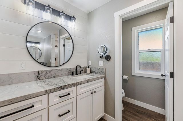 640 S Ridgemark Drive, Hollister, CA 95023