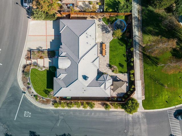 640 S Ridgemark Drive, Hollister, CA 95023
