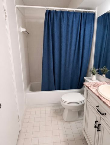 718 NW 92nd Avenue, Plantation, FL 33324