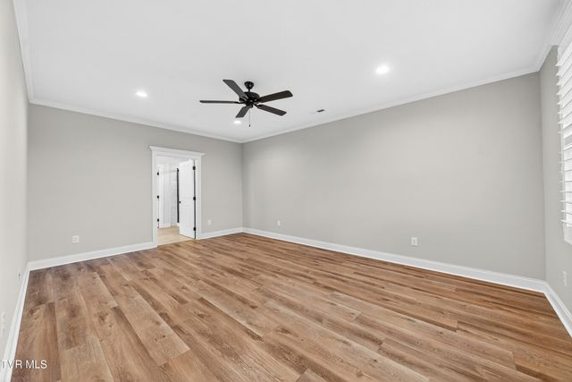 2064 Presley Crossing, Jonesborough, TN 37659