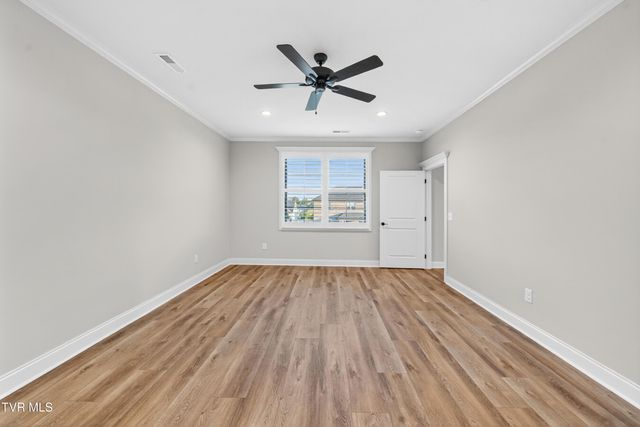 2064 Presley Crossing, Jonesborough, TN 37659