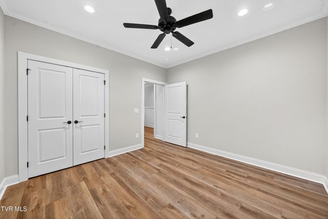 2064 Presley Crossing, Jonesborough, TN 37659