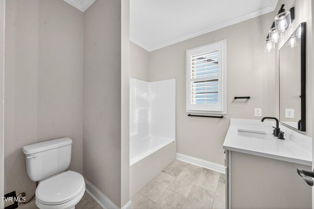 2064 Presley Crossing, Jonesborough, TN 37659