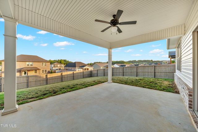 2064 Presley Crossing, Jonesborough, TN 37659