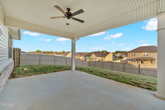 2064 Presley Crossing, Jonesborough, TN 37659