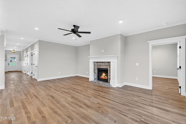 2064 Presley Crossing, Jonesborough, TN 37659