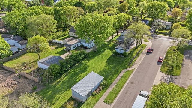 2812 20th Street, Rockford, IL 61109