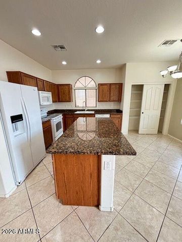 4230 S Mariposa Drive, Gilbert, AZ 85297