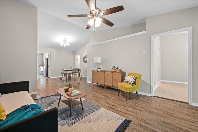 1601 Faro DR 1404, Austin, TX 78741