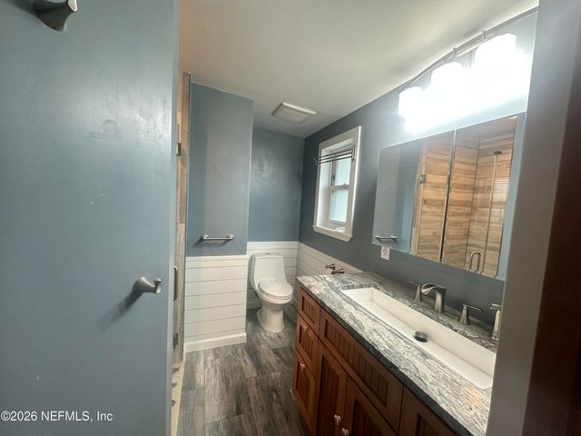 820 N 3RD Avenue N, Jacksonville Beach, FL 32250