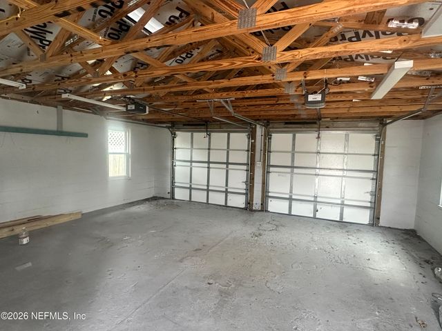 820 N 3RD Avenue N, Jacksonville Beach, FL 32250