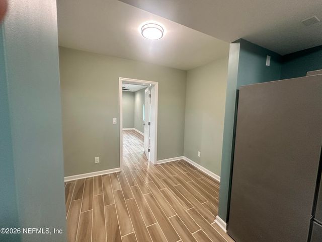 820 N 3RD Avenue N, Jacksonville Beach, FL 32250