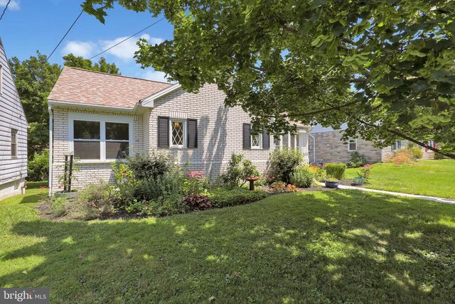 1815 TEMPLE AVE, Lancaster, PA 17603