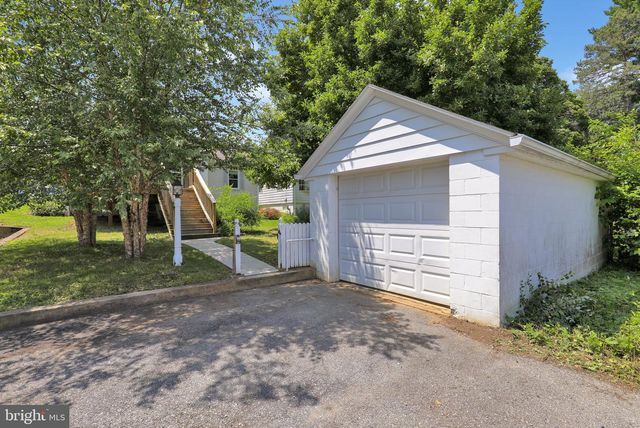 1815 TEMPLE AVE, Lancaster, PA 17603