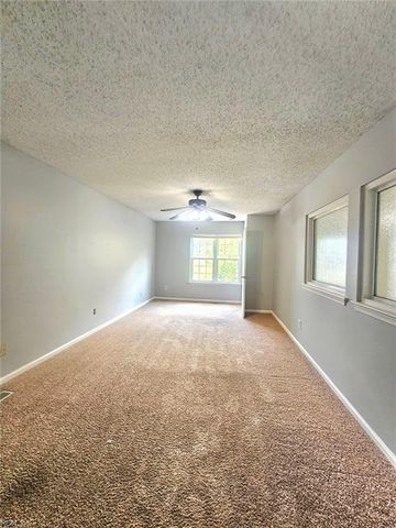 1261 Lord Dunmore DR, Virginia Beach, VA 23464