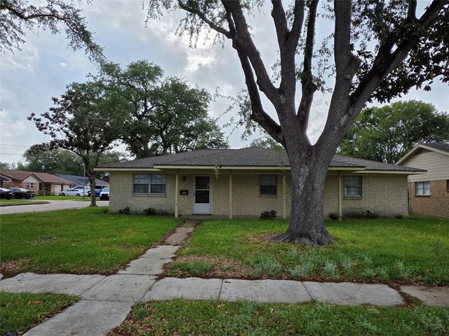 4218 Ember Lane, Deer Park, TX 77536