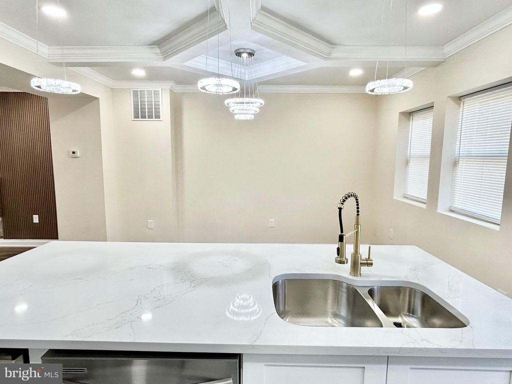 Image 10 of property listing at 3408 PARKLAWN AVE, Baltimore, MD 21213