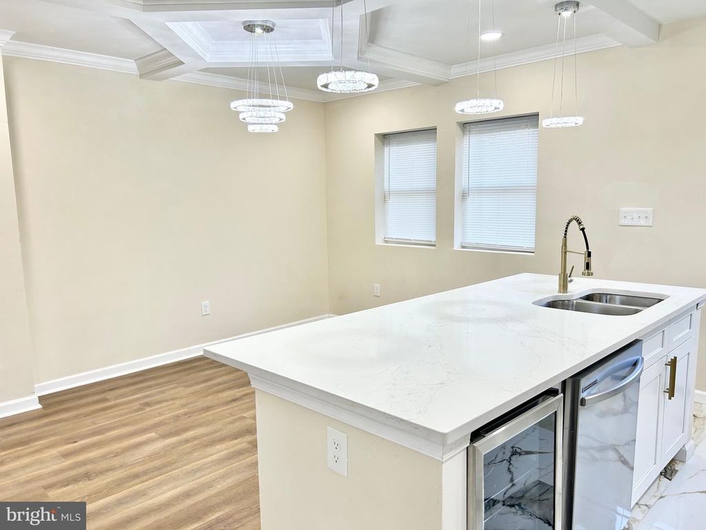 Image 11 of property listing at 3408 PARKLAWN AVE, Baltimore, MD 21213