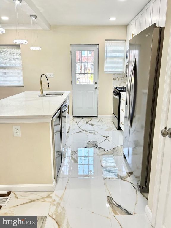 Image 13 of property listing at 3408 PARKLAWN AVE, Baltimore, MD 21213