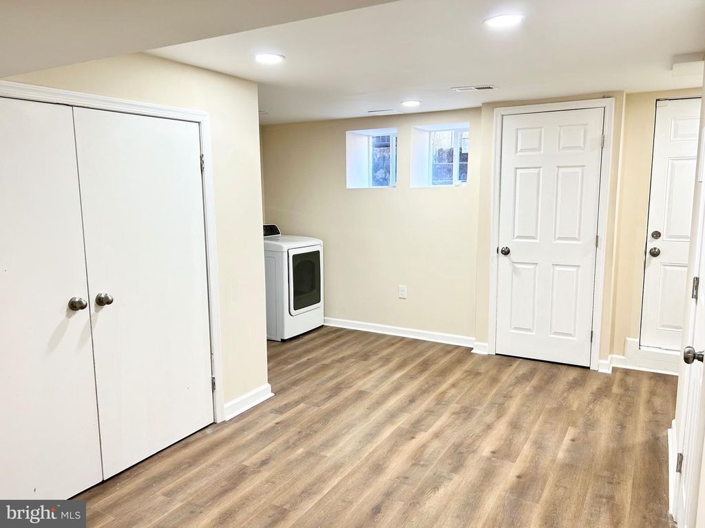 Image 23 of property listing at 3408 PARKLAWN AVE, Baltimore, MD 21213