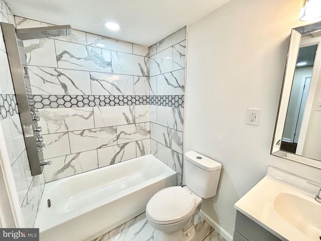 Image 26 of property listing at 3408 PARKLAWN AVE, Baltimore, MD 21213