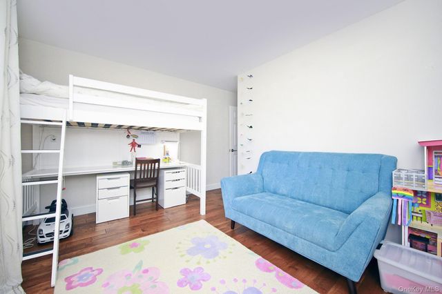 33 Ridge Road 1, Dobbs Ferry, NY 10522