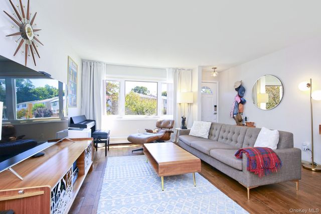 33 Ridge Road 1, Dobbs Ferry, NY 10522