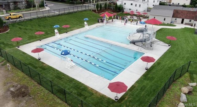 33 Ridge Road 1, Dobbs Ferry, NY 10522