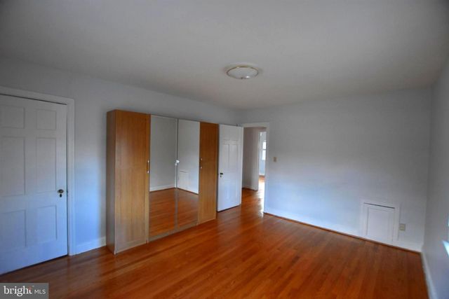 10118 CEDAR LN, Kensington, MD 20895