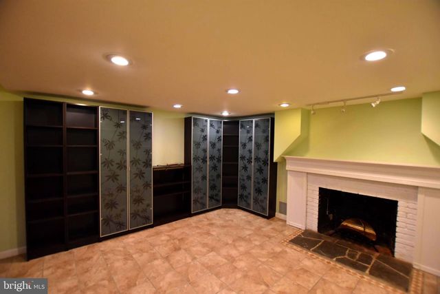 10118 CEDAR LN, Kensington, MD 20895
