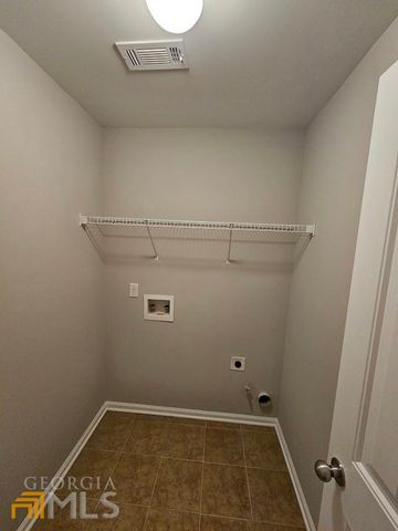 99 Matador Way, Newnan, GA 30263