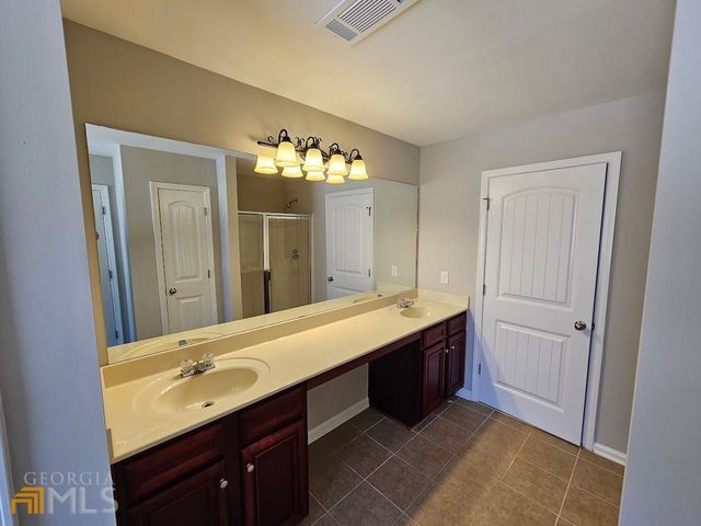 99 Matador Way, Newnan, GA 30263