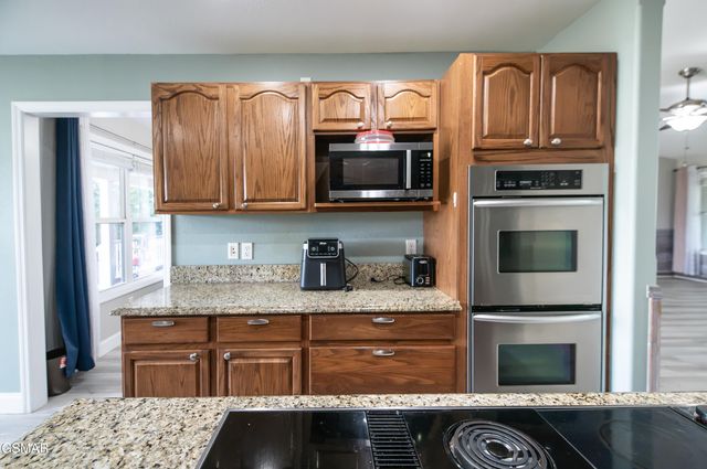 1511 Snapp Road, Sevierville, TN 37862
