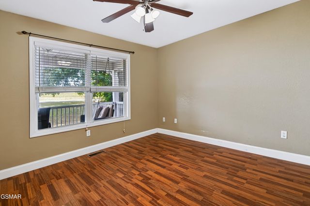 1511 Snapp Road, Sevierville, TN 37862